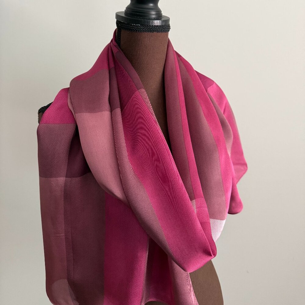New Burberry Silk Satin Scarf